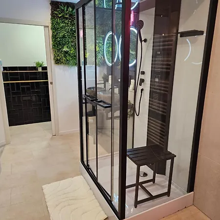 - Lovers Apartment *
