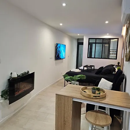 Apartment - Lovers *
