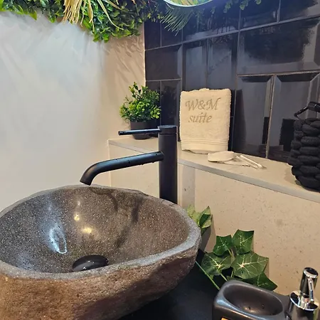 - Lovers Apartment Clermont-l'Herault